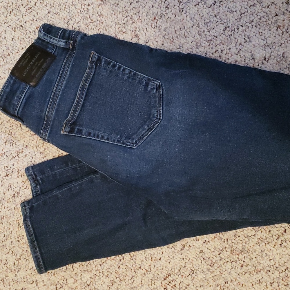 Lucky Brand size 28 womens skinny jeans